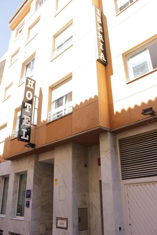 Hotel Iberia Plaza America Caces Exterior foto