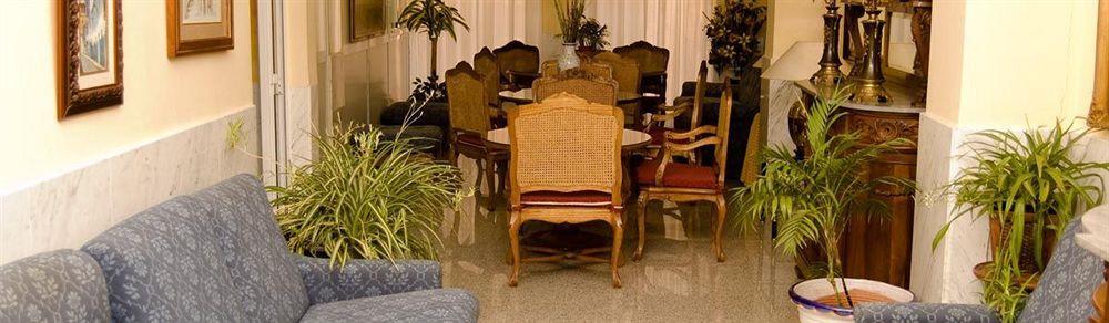 Hotel Iberia Plaza America Caces Exterior foto