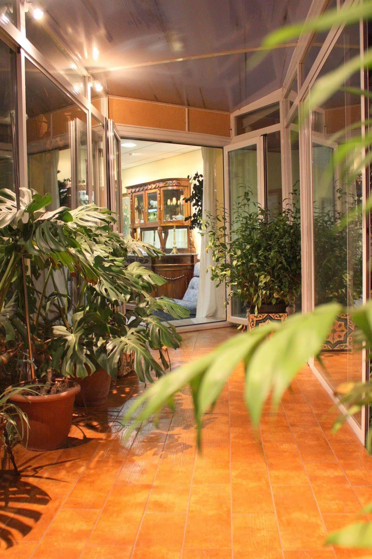 Hotel Iberia Plaza America Caces Exterior foto